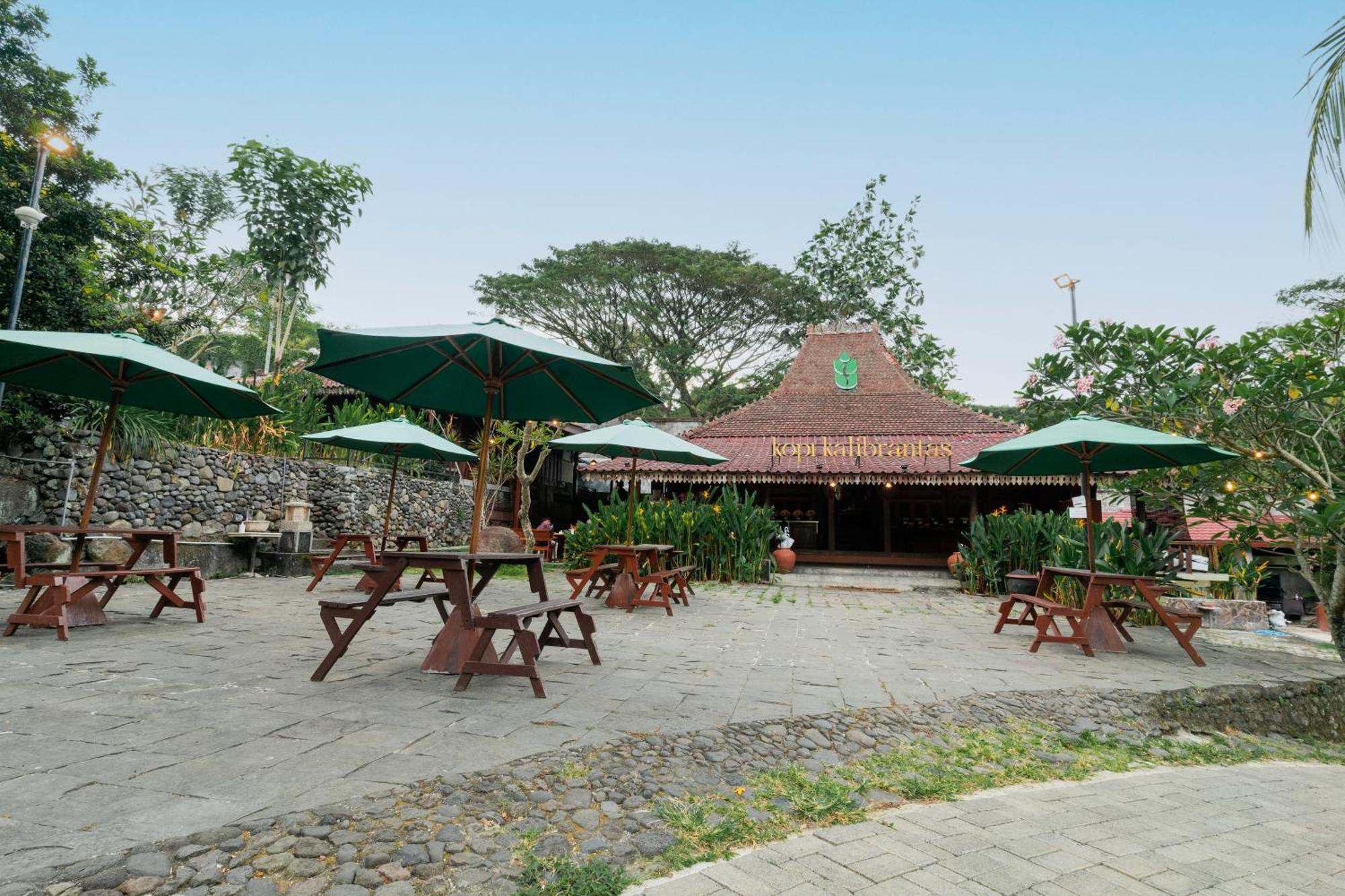 Padi Heritage Hotel Malang Extérieur photo