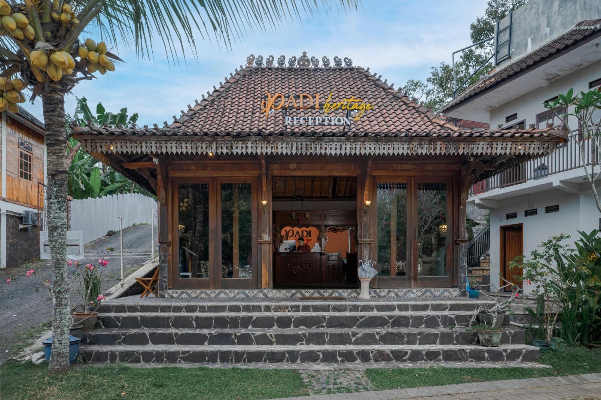 Padi Heritage Hotel Malang Extérieur photo
