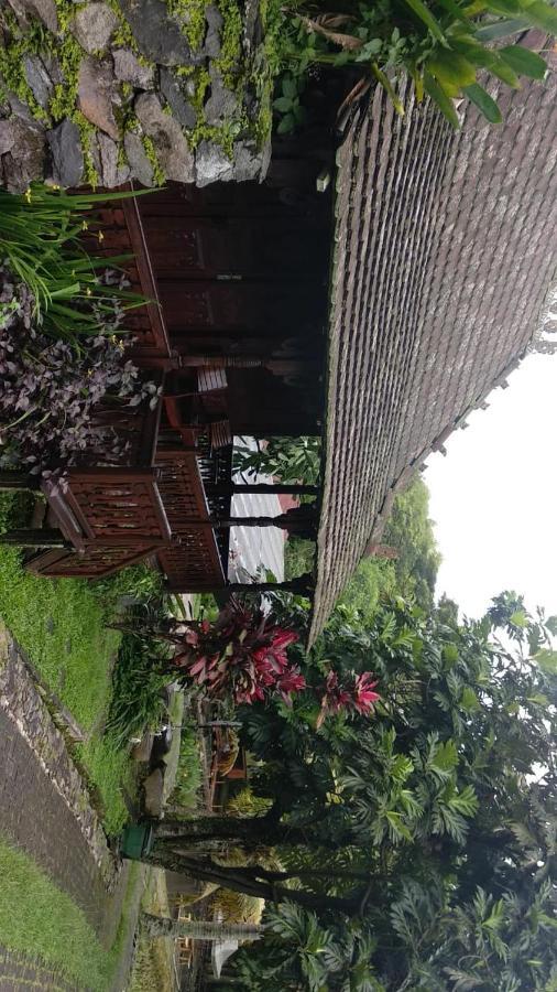 Padi Heritage Hotel Malang Extérieur photo