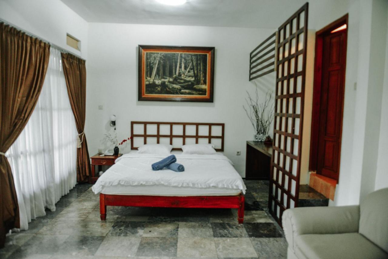 Padi Heritage Hotel Malang Extérieur photo